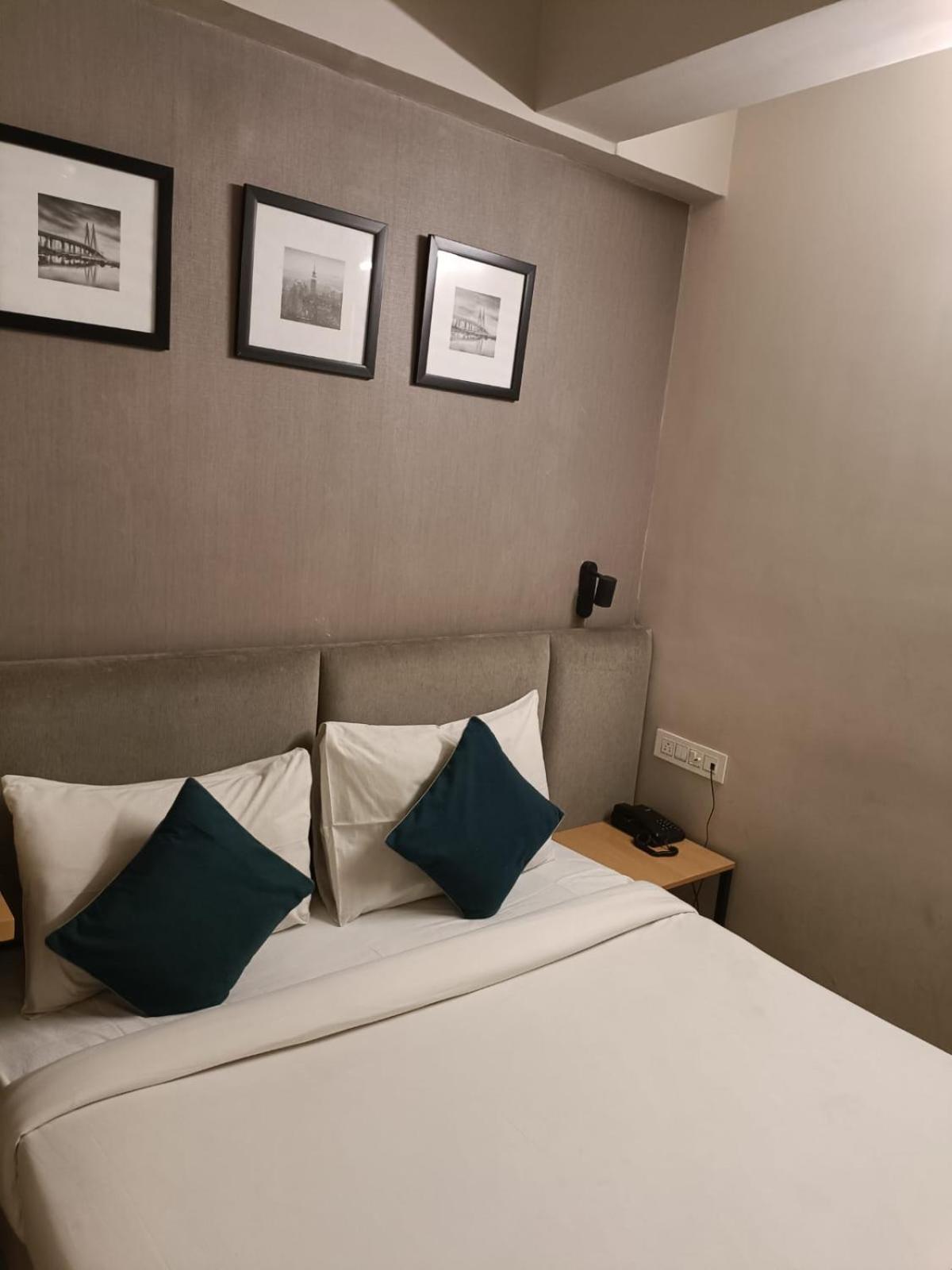 Hotel Mayfair Tower Калькутта Экстерьер фото